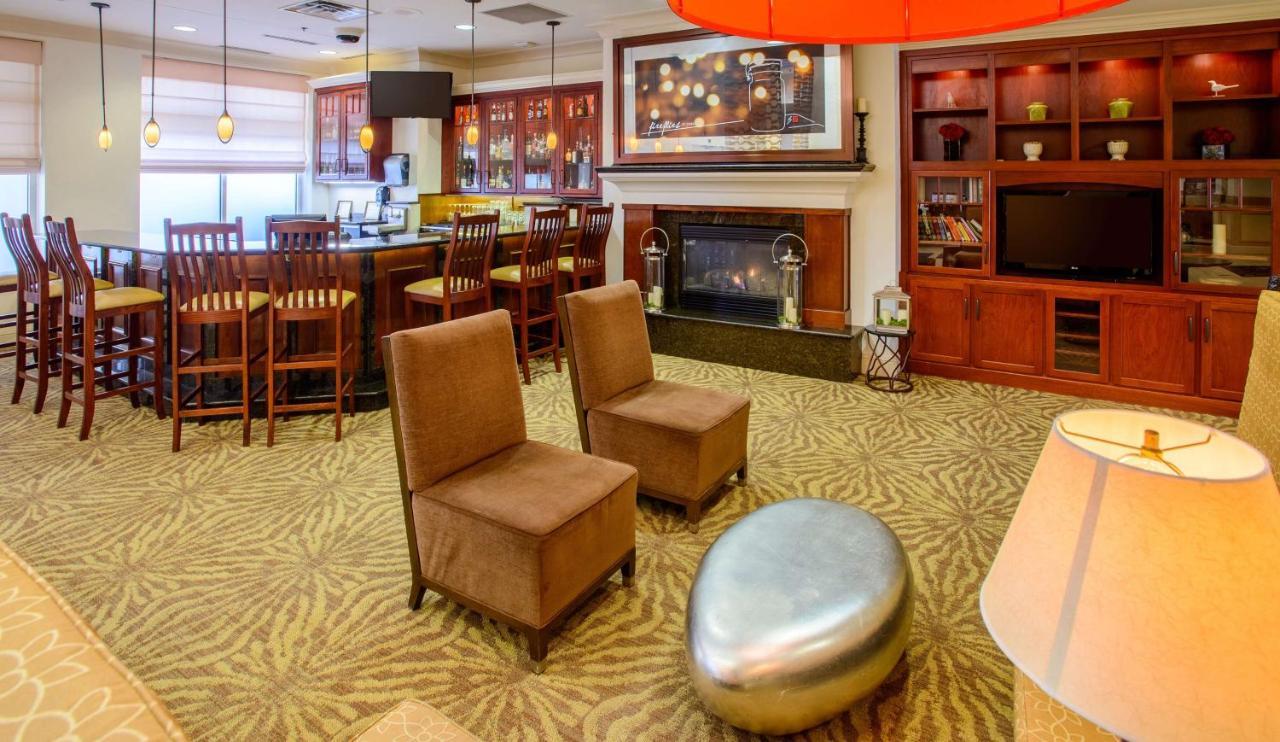 Hilton Garden Inn Rochester Downtown Exterior photo