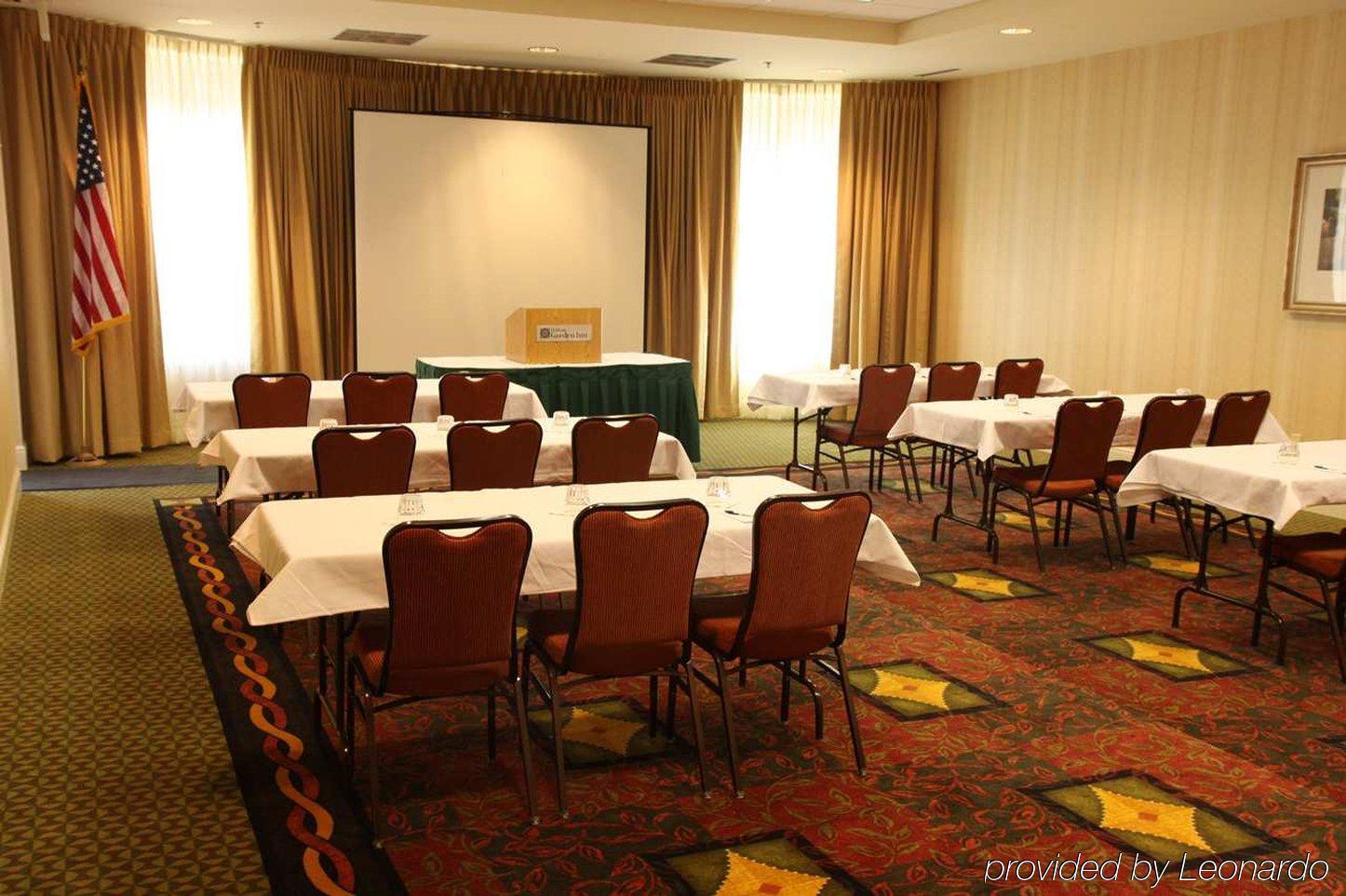 Hilton Garden Inn Rochester Downtown Facilities photo