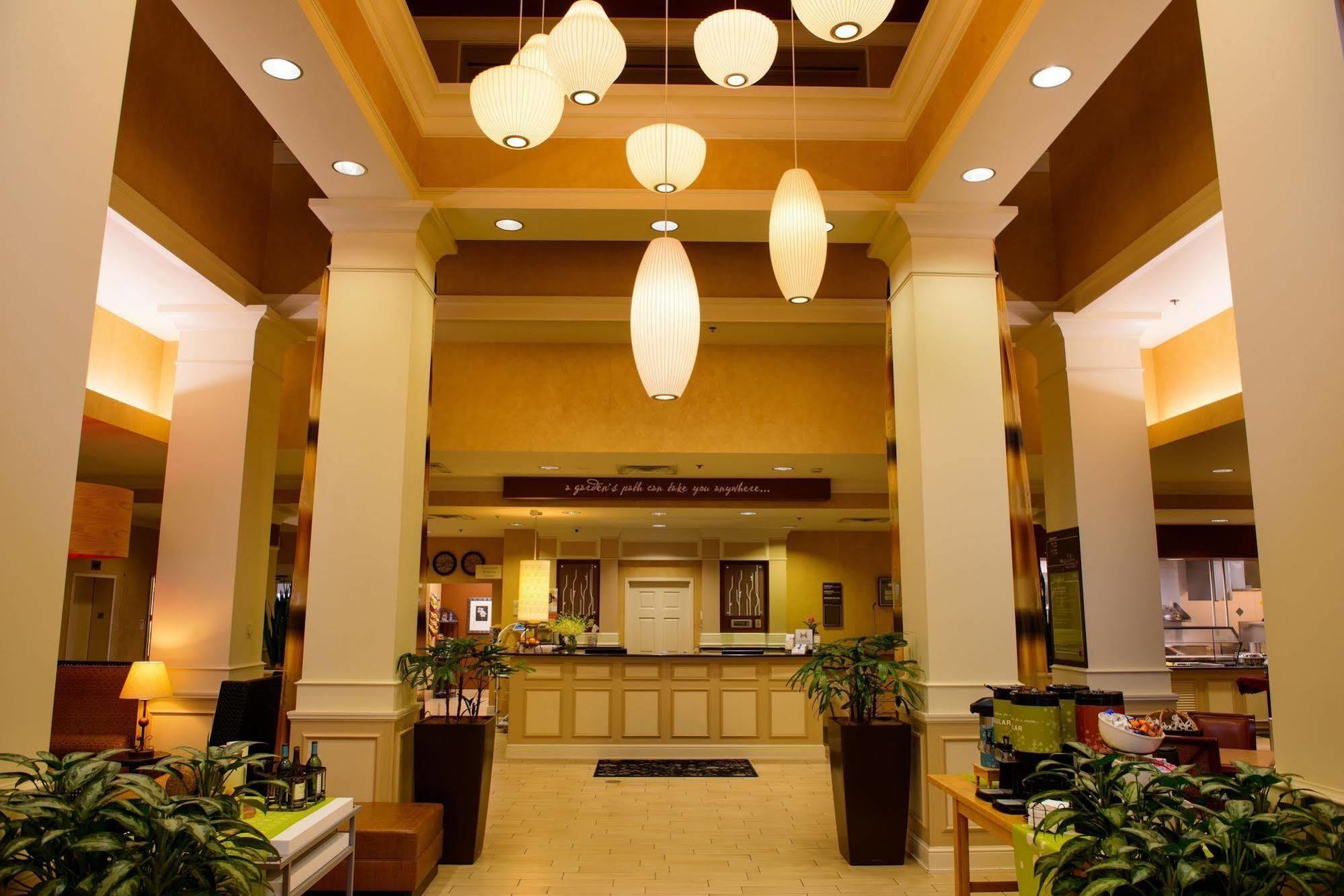 Hilton Garden Inn Rochester Downtown Exterior photo