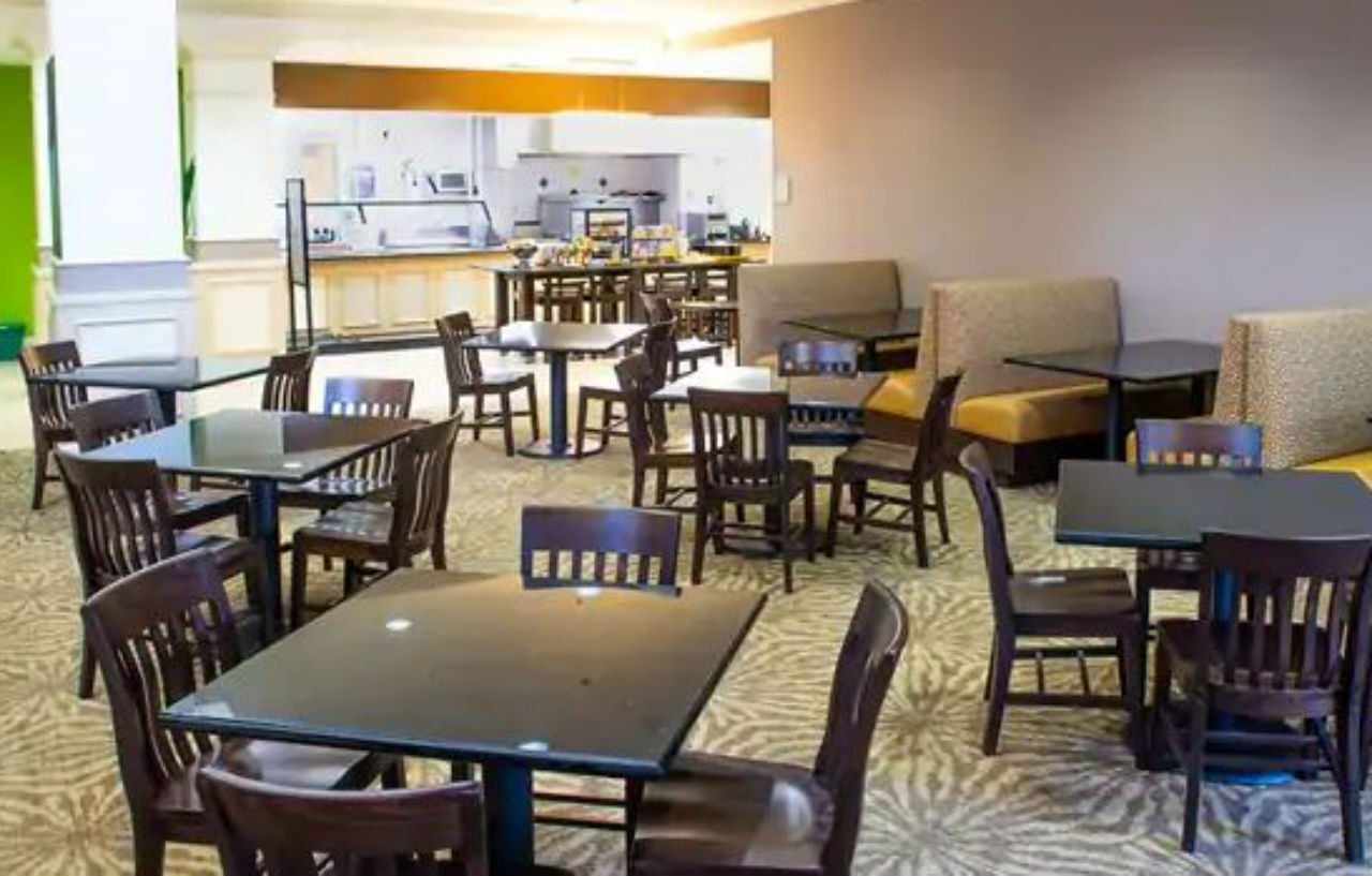 Hilton Garden Inn Rochester Downtown Exterior photo